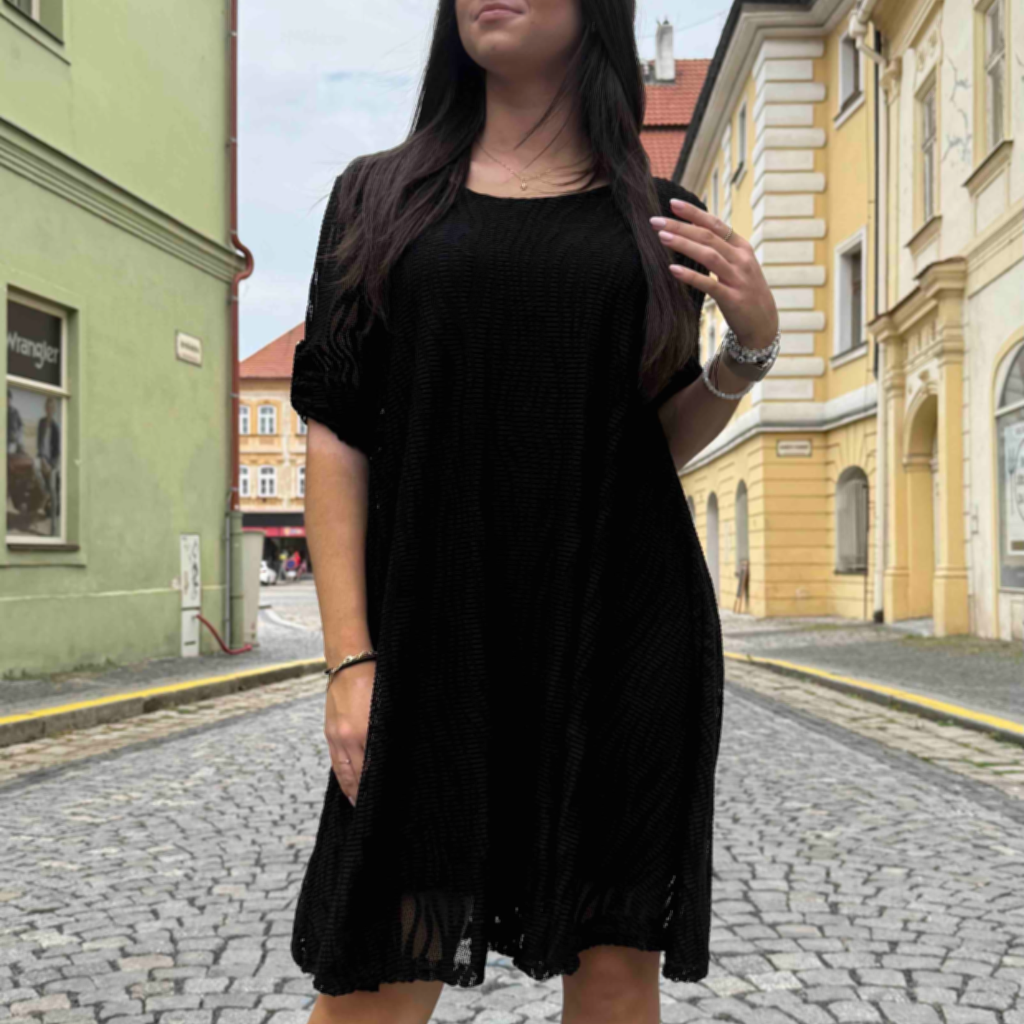 Černé šaty s 3D vzorem MAFIORE+